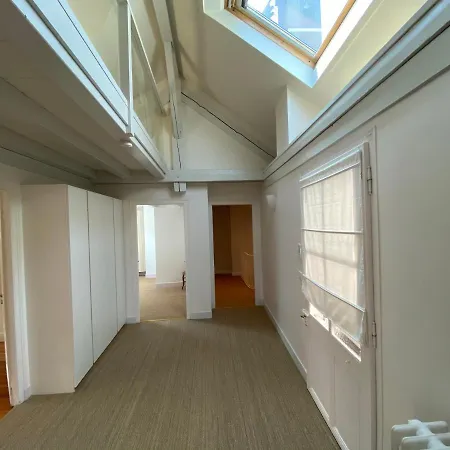 Elegant Duplex De Standing De 230m2 Apartment
