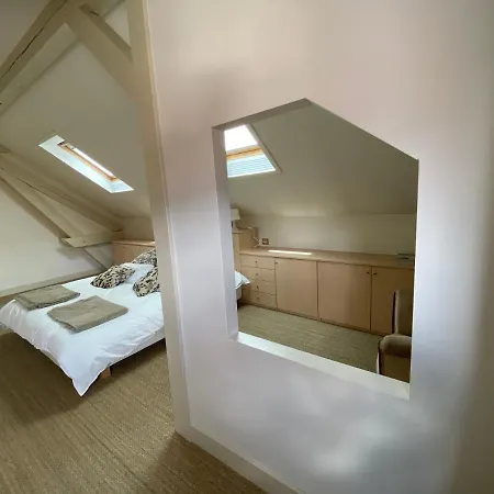 Elegant Duplex De Standing De 230m2 Apartment