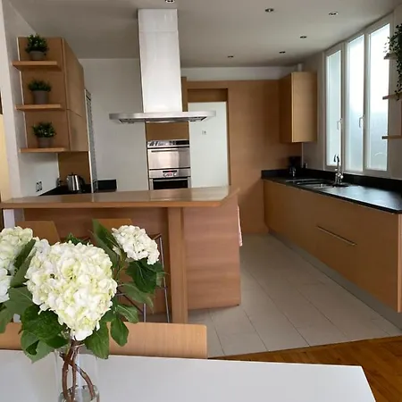 Elegant Duplex De Standing De 230m2 Apartment *